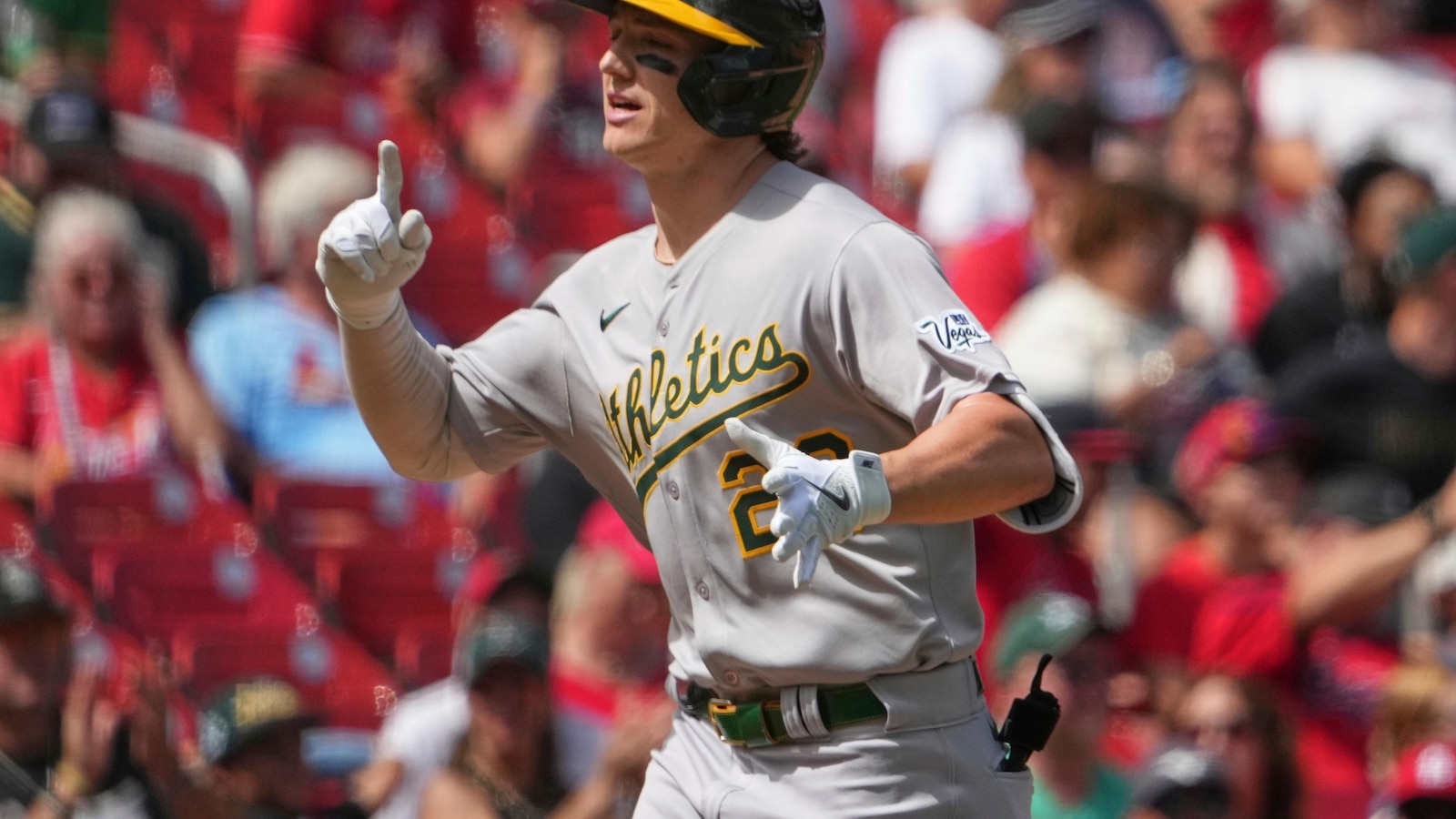 JJ Bleday and Zack Gelof homers power Athletics to an 11-2 win over the Cardinals