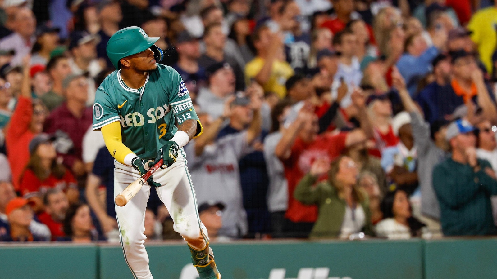 Red Sox clinch first playoff berth since 2021 on Rafaela's walk-off triple to beat Tigers