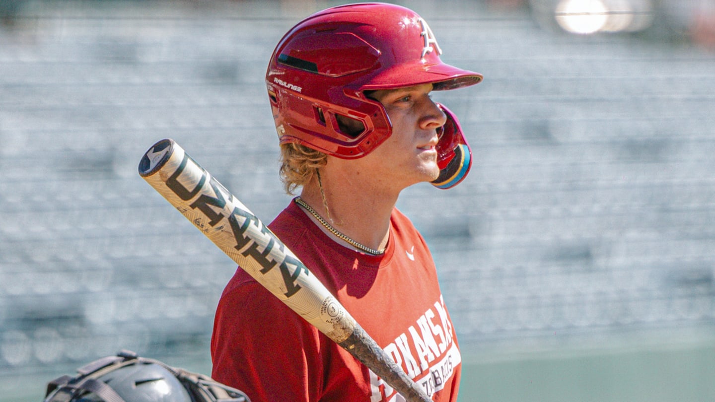 Taking stock of Arkansas' outfield situation ahead of weekend scrimmages