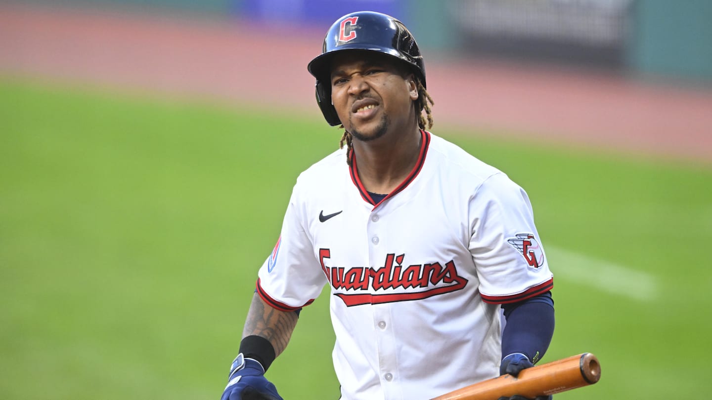 Albert Belle drops harsh truth about Jose Ramirez and Cleveland Guardians