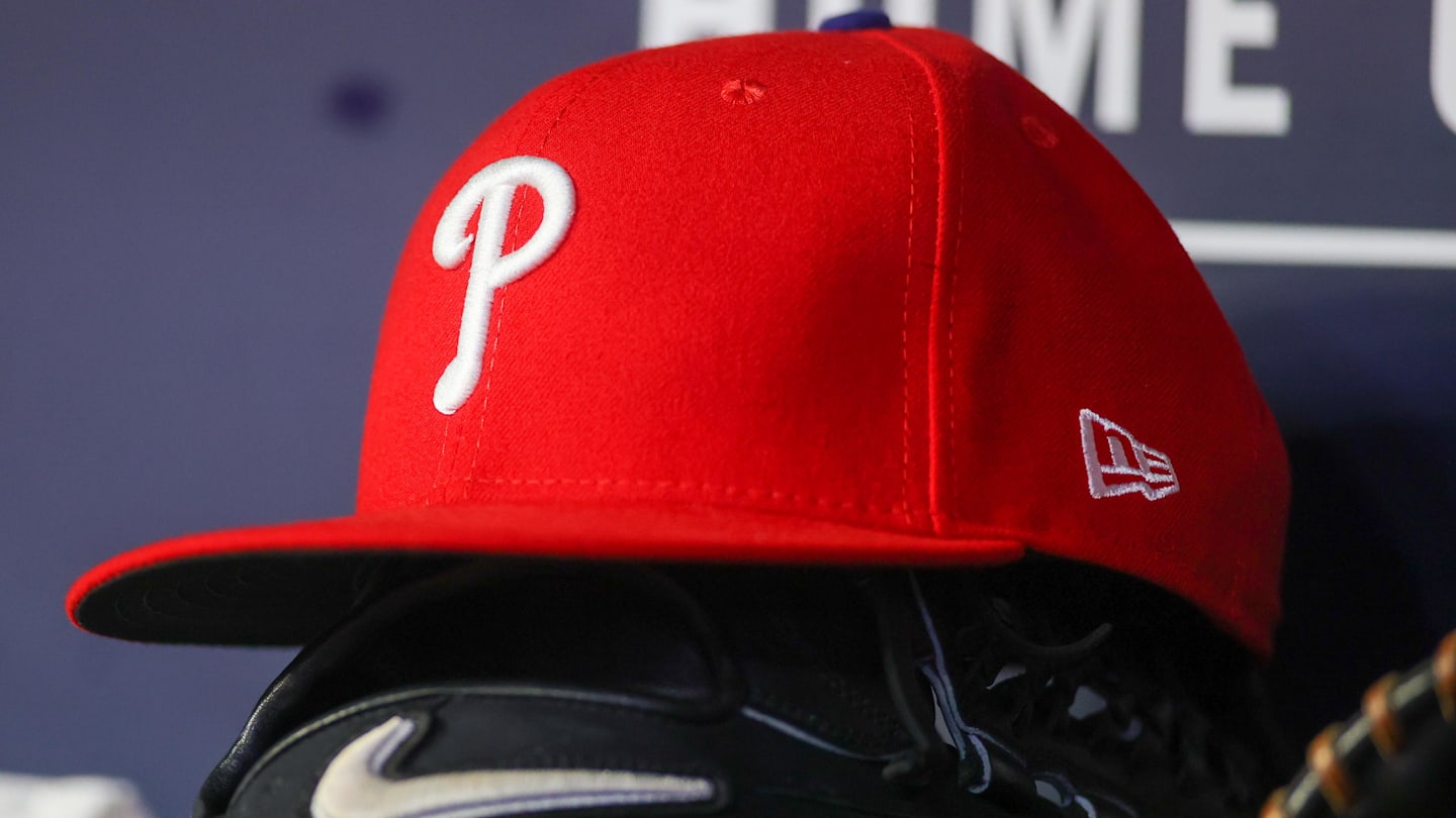 Former MLB Executive Links Phillies to Rays as Potential Trade Partner for Slugger