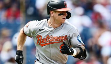 Orioles' outfielder expected to opt-in to contract