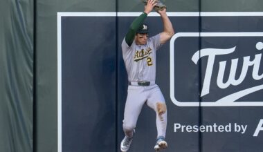 A's Shine with Two Gold Glove Finalists
