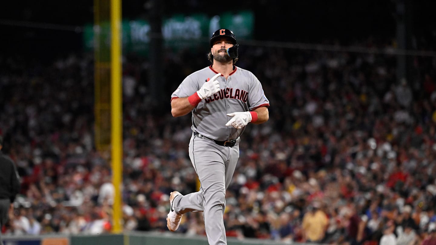 Austin Hedges sounds off on returning to Cleveland