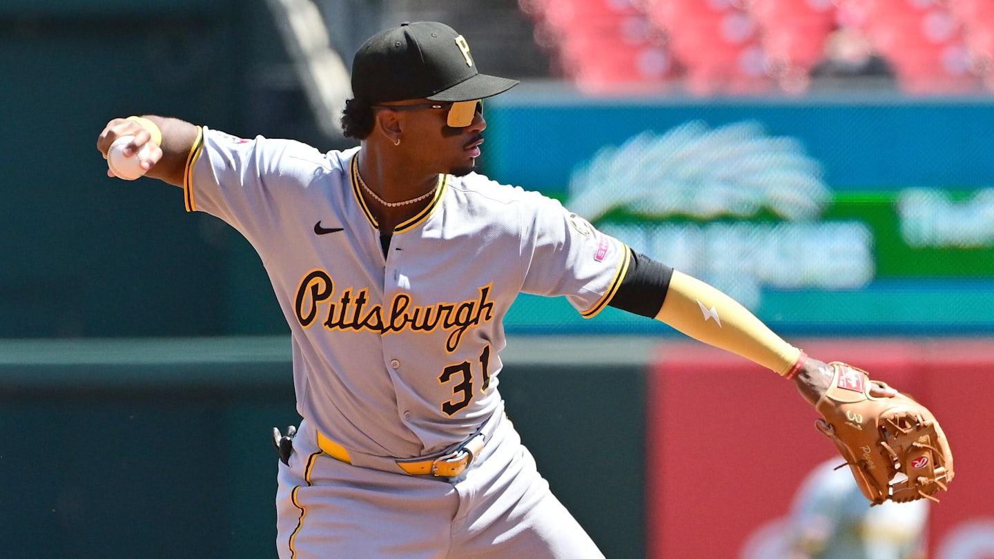 Pittsburgh Pirates Infielder Playing in Dominican Winter League