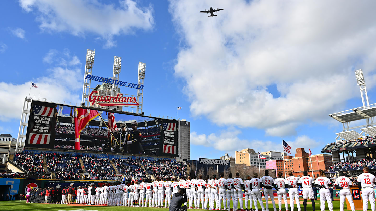 Chicago White Sox v Cleveland Guardians