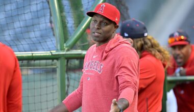 Torii Hunter still in the mix for Twins job weeks into search, report says