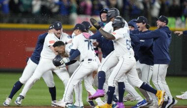 Mariners Predicted To Pass On $22 Million Reunion With Postseason Hero