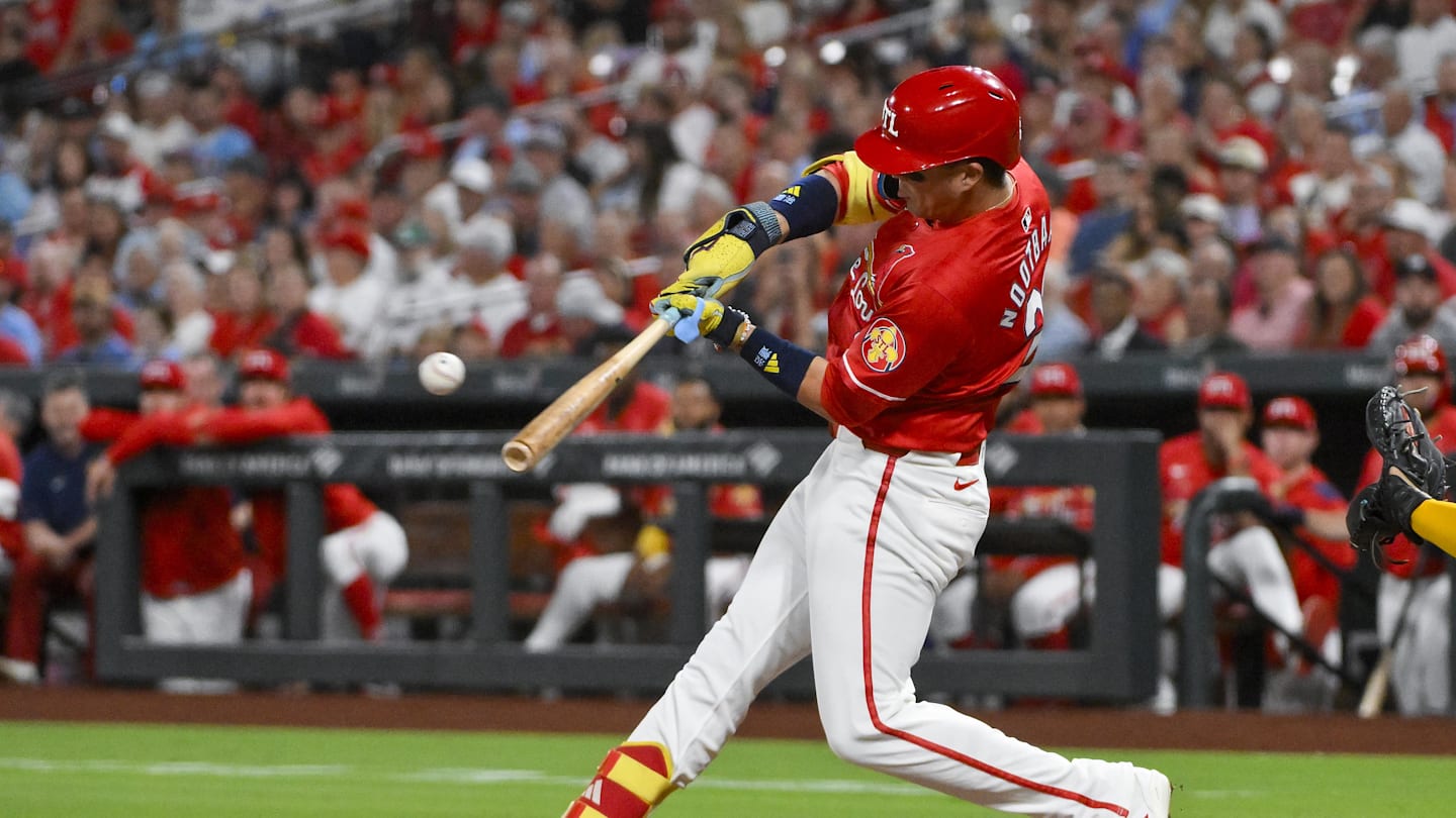 Cardinals Must Make Key Roster Decision To Replace 28-Year-Old Fan Favorite