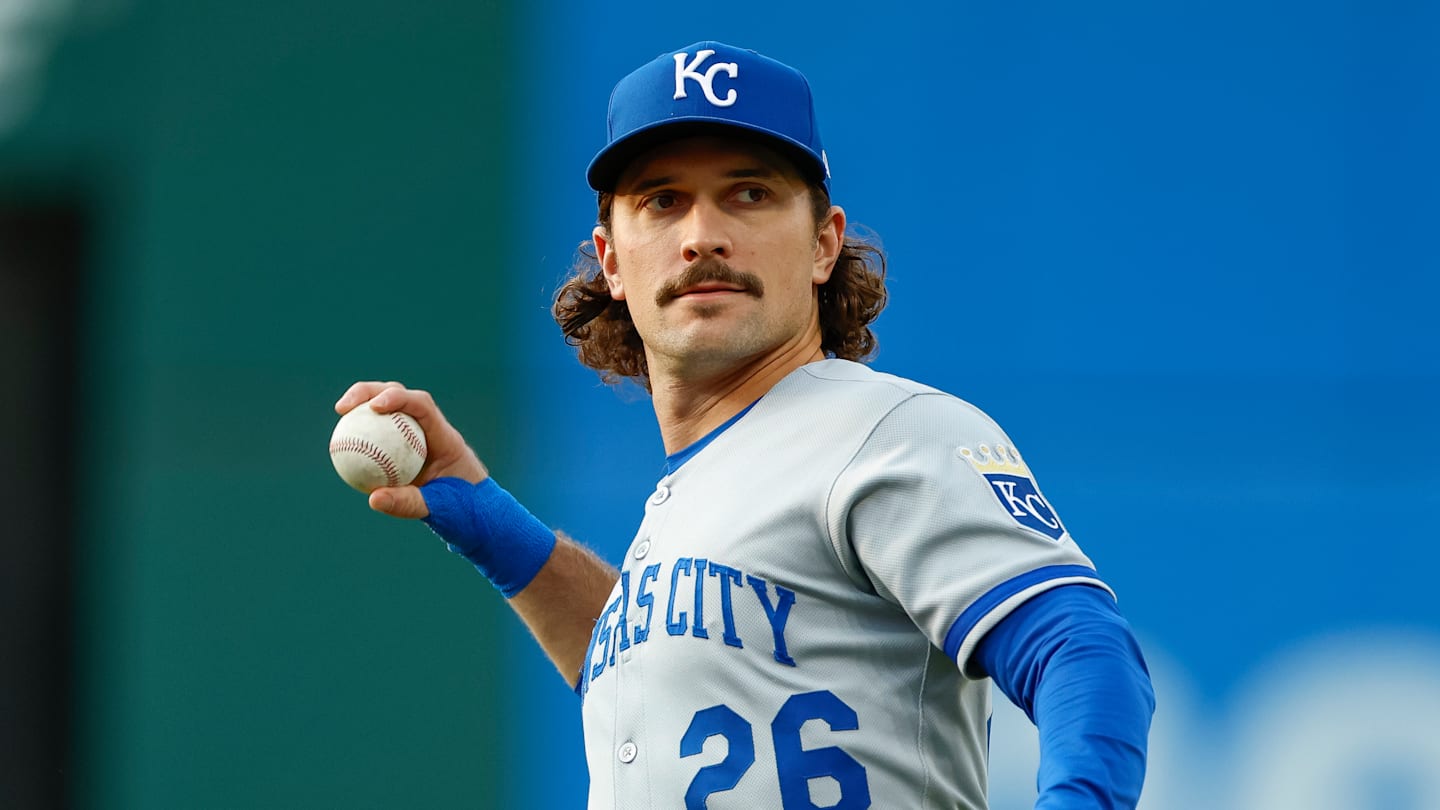 3 free agents who could stabilize the Royals’ second base spot in 2026