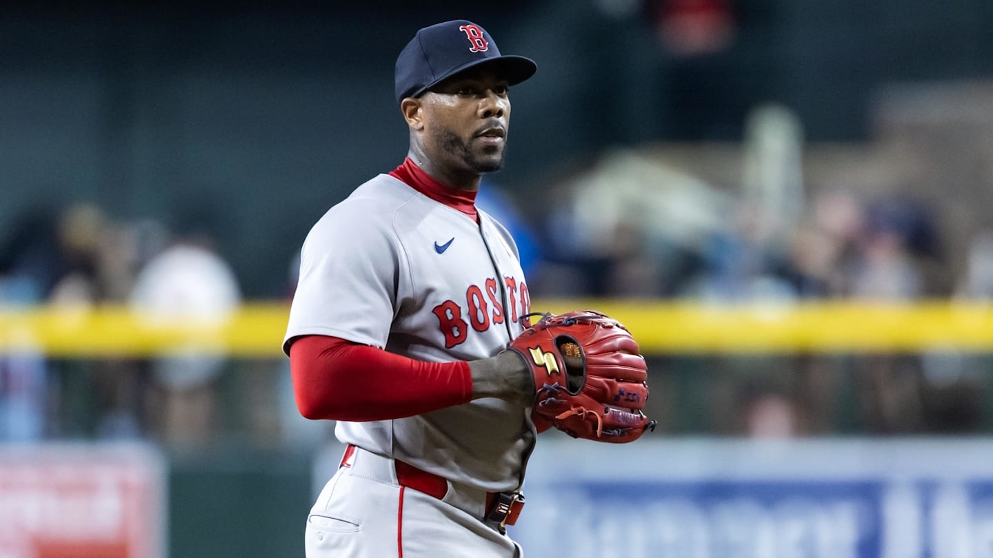 Red Sox's Aroldis Chapman Drops Scathing Quote On Potential Yankees Reunion