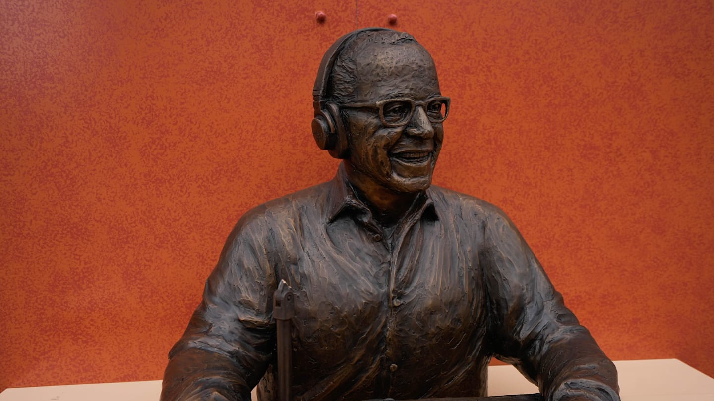 Video Released of Suspect That Vandalized Statue of Reds Legend Marty Brennaman