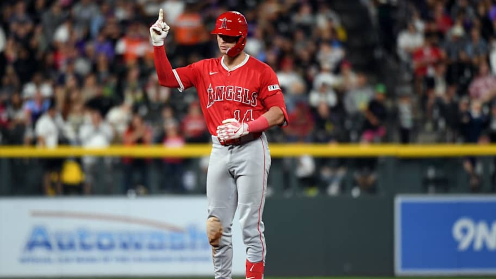Angels GM Takes Clear Stance on Logan O'Hoppe's Future With Team