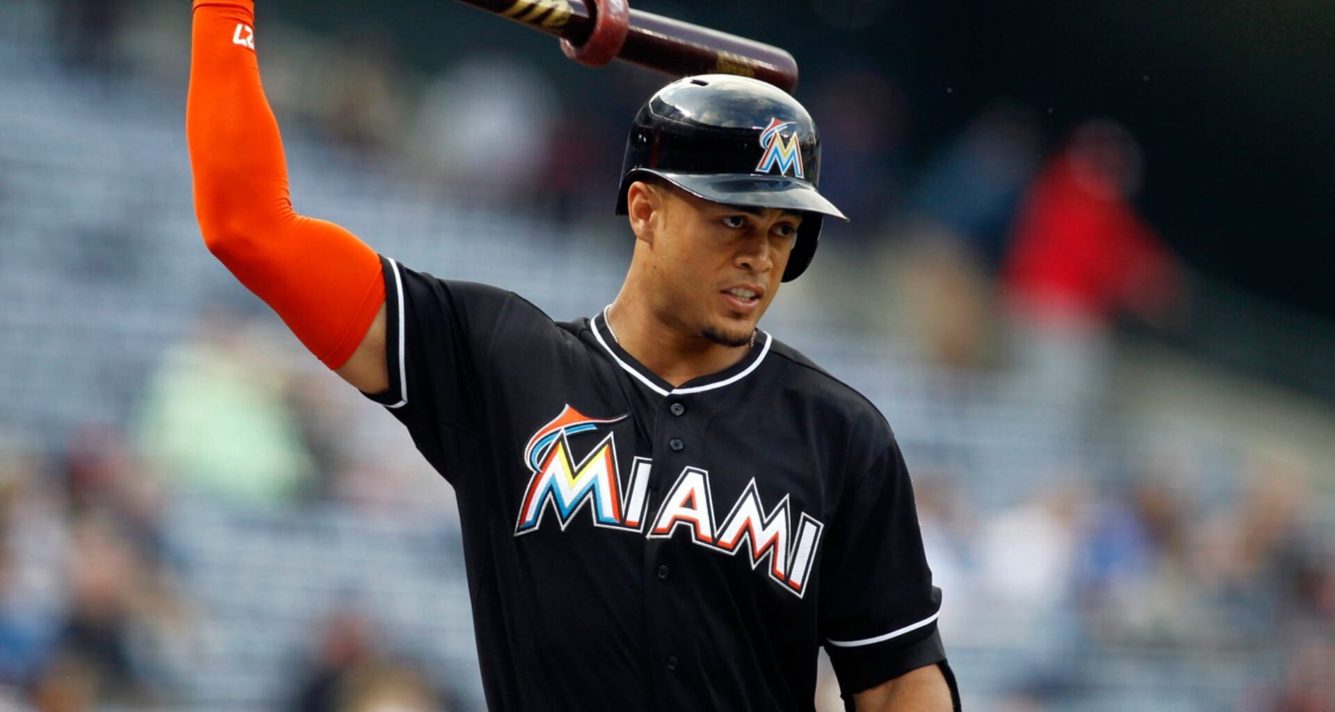 Marlins OF Giancarlo Stanton exits game after being hit by pitch
