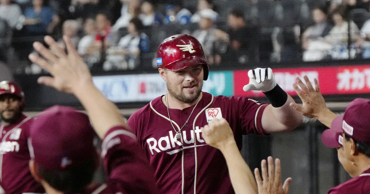 Baseball: Former Yankee Luke Voit homers, drives in 3 in Rakuten's win