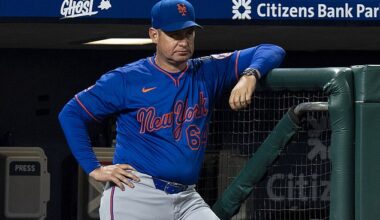 Carlos Mendoza will return for a third season as the Mets manager after they missed the playoffs