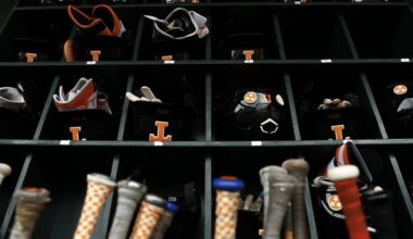 10 potential fits to replace Tony Vitello