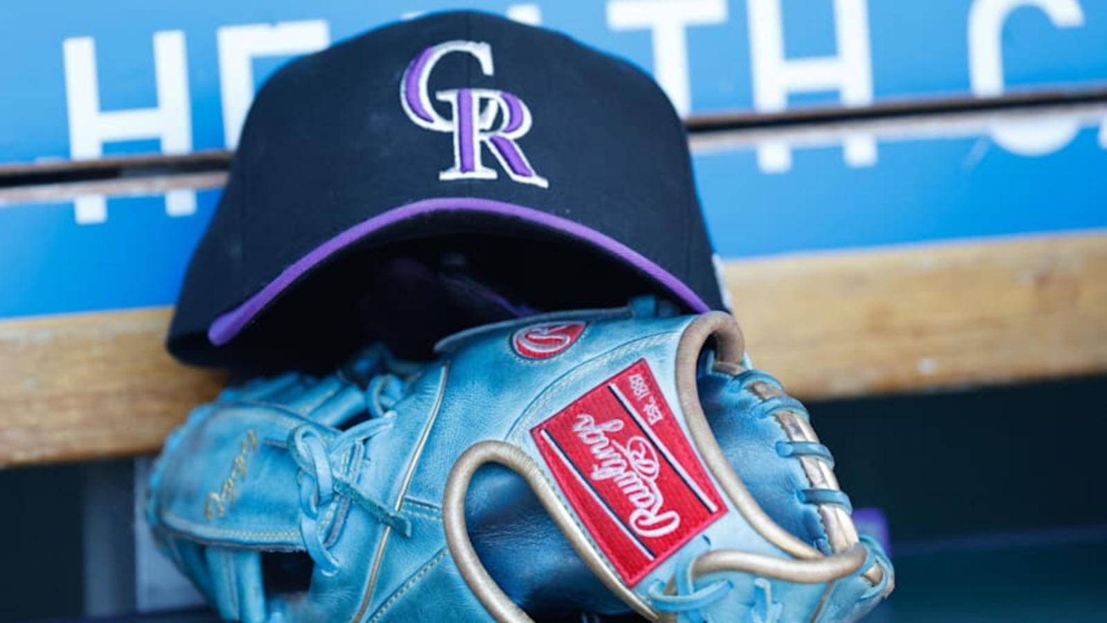Rockies Infielder Declares Free Agency After Scant Playing Time in 2025