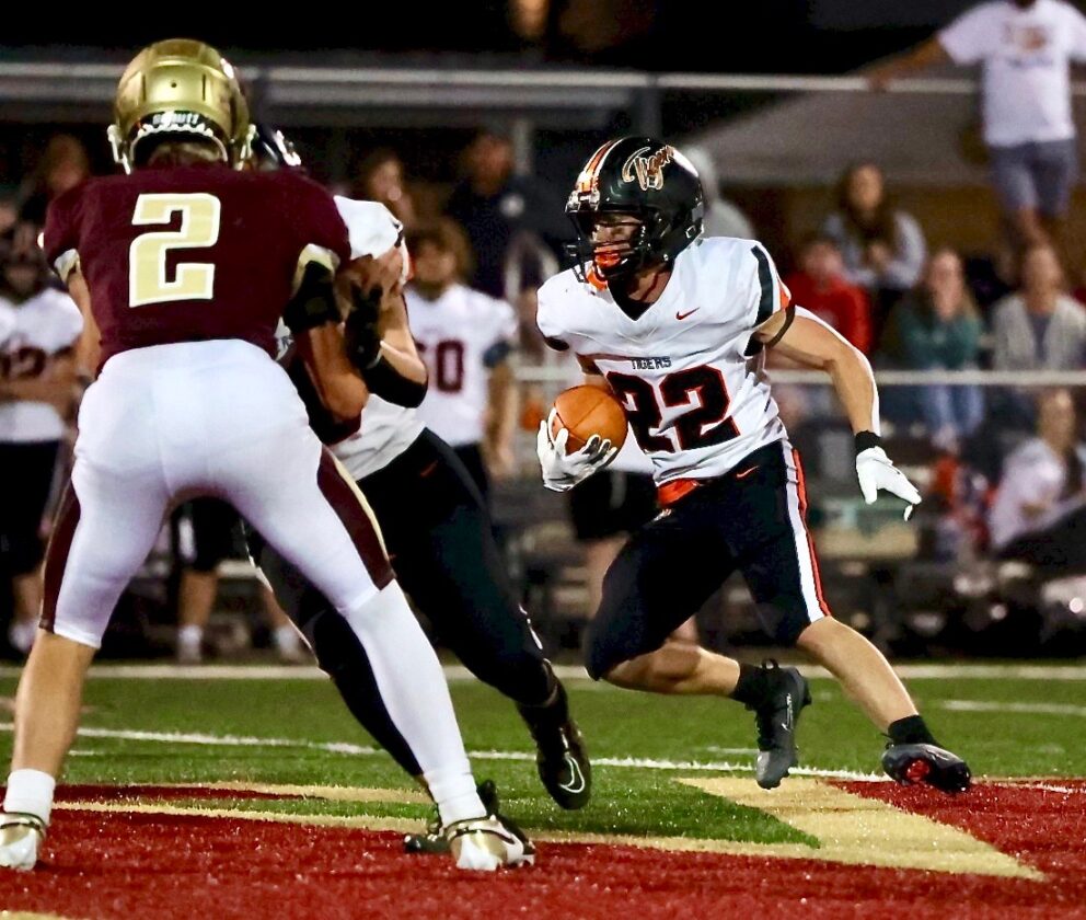 Tigers top ‘Jackets for 1st win under Kupfner | News, Sports, Jobs