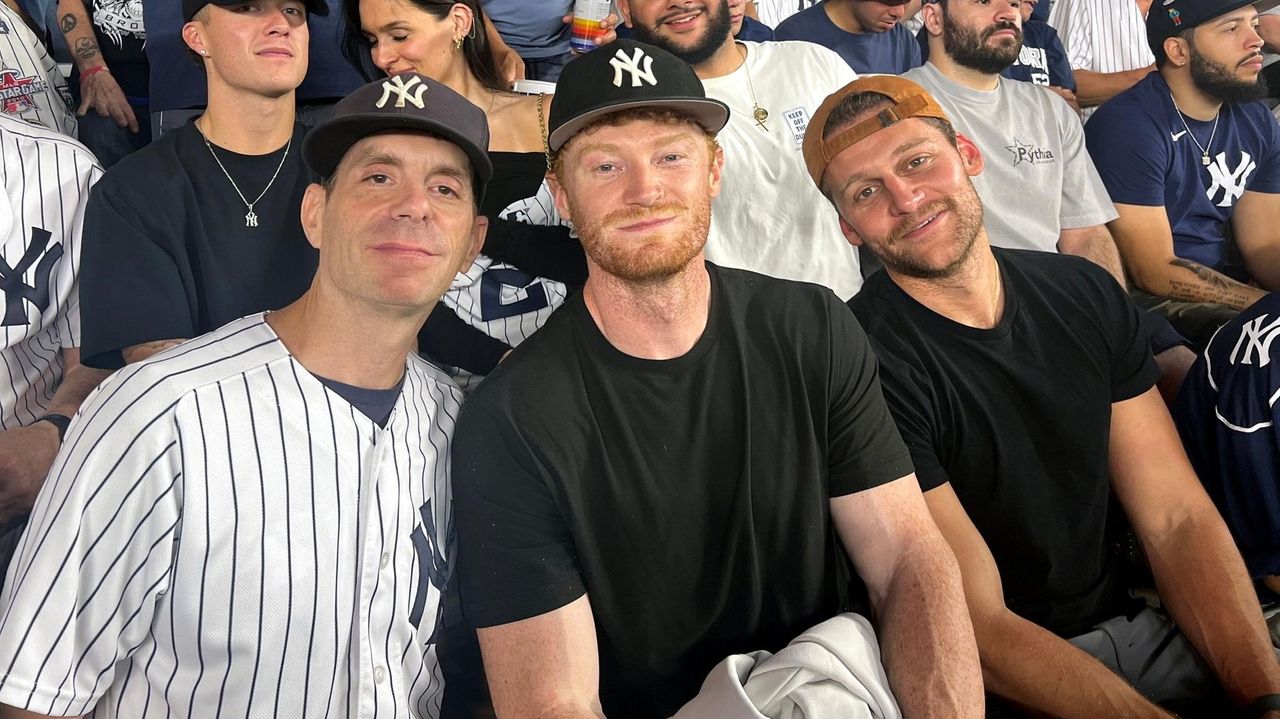 Ex-Yankee Clint Frazier back at Stadium with Bleacher Creatures