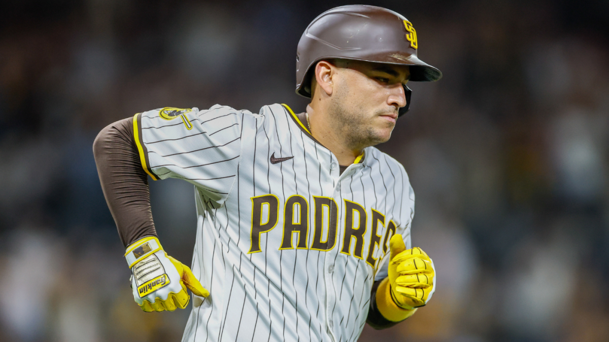 Padres' Jose Iglesias handed suspension for berating umpire after season-ending loss vs. Cubs