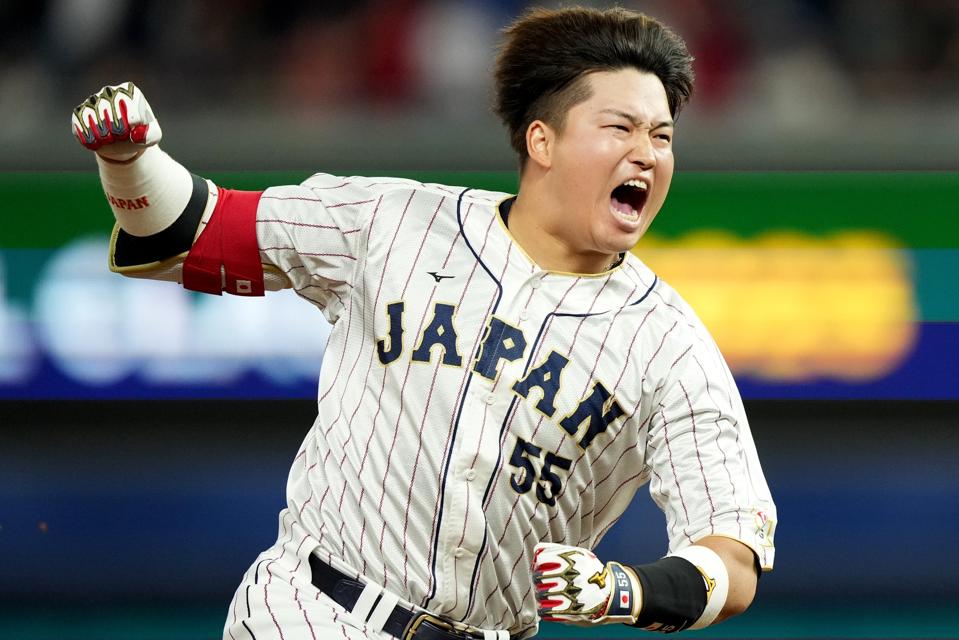 World Baseball Classic Semifinals: Mexico v Japan