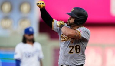 Pirates stop 30-inning scoreless streak with Tommy Pham's 2-run homer vs. Royals