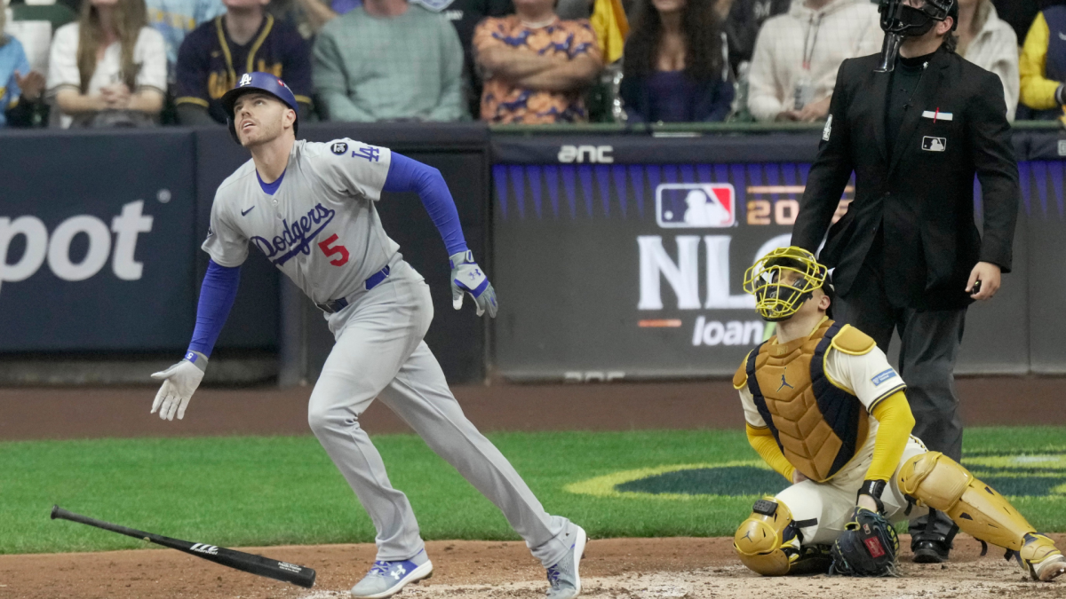 Dodgers vs. Brewers NLCS Game 2 odds, predictions, picks, best bets from proven model