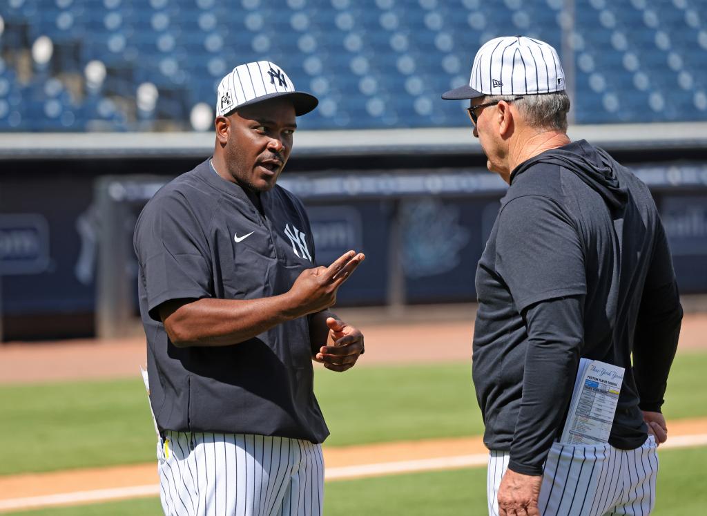 Yankees hitting coach James Rowson talking to Twins about manager job