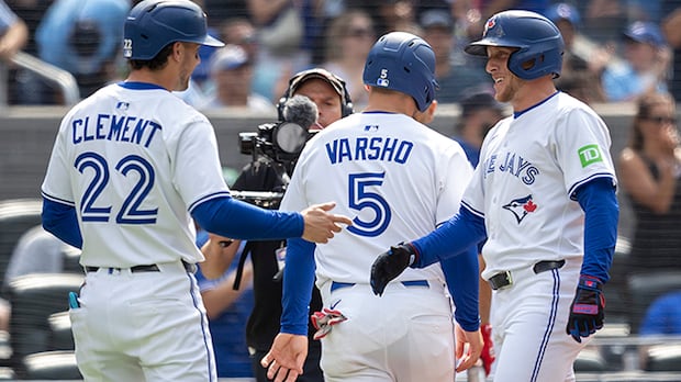 Clement, Gimenez and other former Guardians make Blue Jays clubhouse feel like home