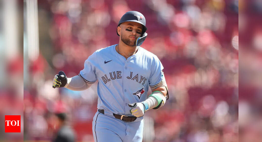 MLB Trade Rumors: Toronto Blue Jays Predicted to Pursue $158 Million San Diego Padres Star to Form Triple Threat With Max Scherzer and Kevin Gausman | MLB News