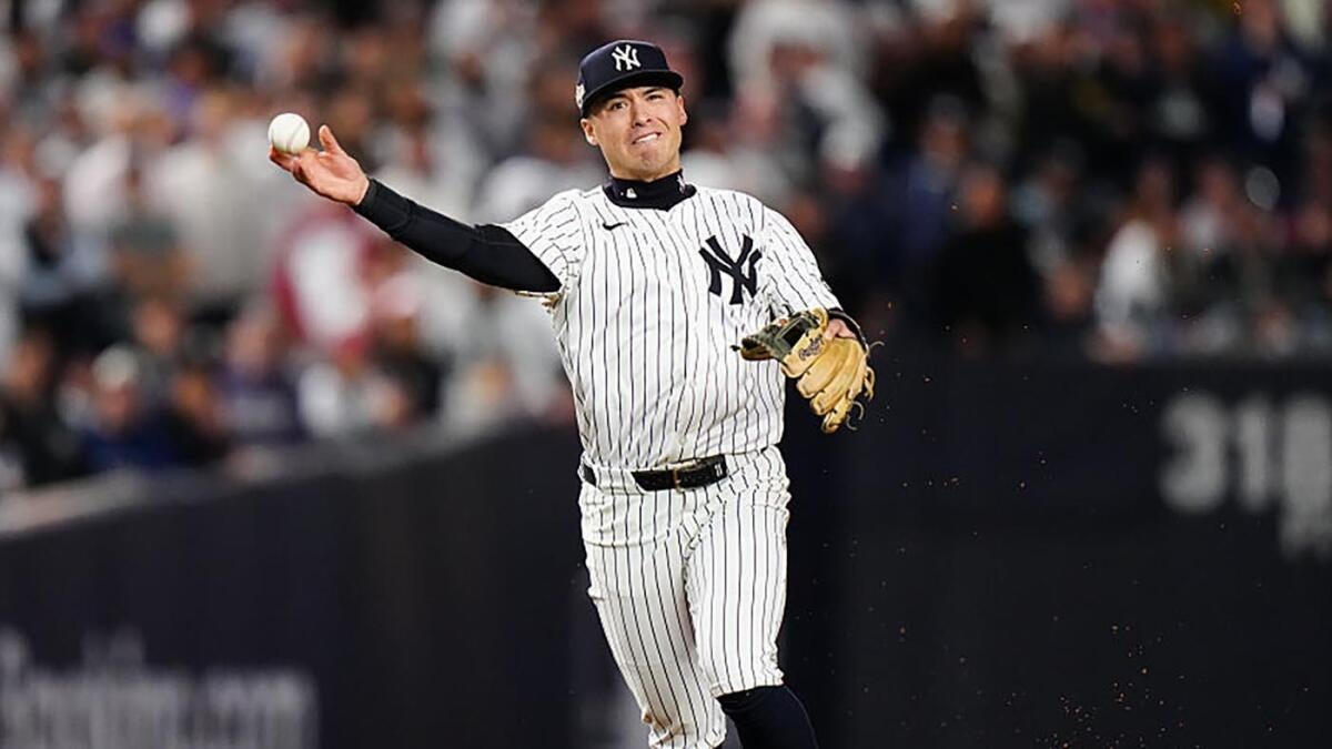 Yankees' Anthony Volpe could miss start of 2026 season after shoulder surgery, plus more New York injury news