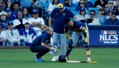 Jackson Chourio leaves NLCS Game 3 with hamstring injury, Brewers hopeful he'll be OK for Game 4 Friday