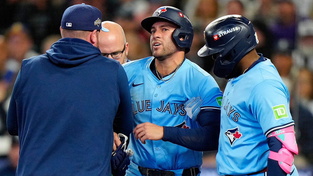Blue Jays manager rips Mariners fans for booing injured George Springer