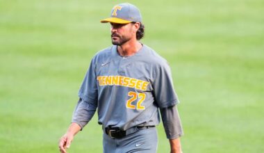 San Francisco Giants Finalizing Deal to Hire Tennessee's Tony Vitello
