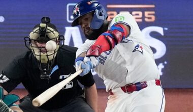 Guerrero hits 6th postseason homer and Blue Jays beat Mariners 6-2 to force Game 7 of ALCS