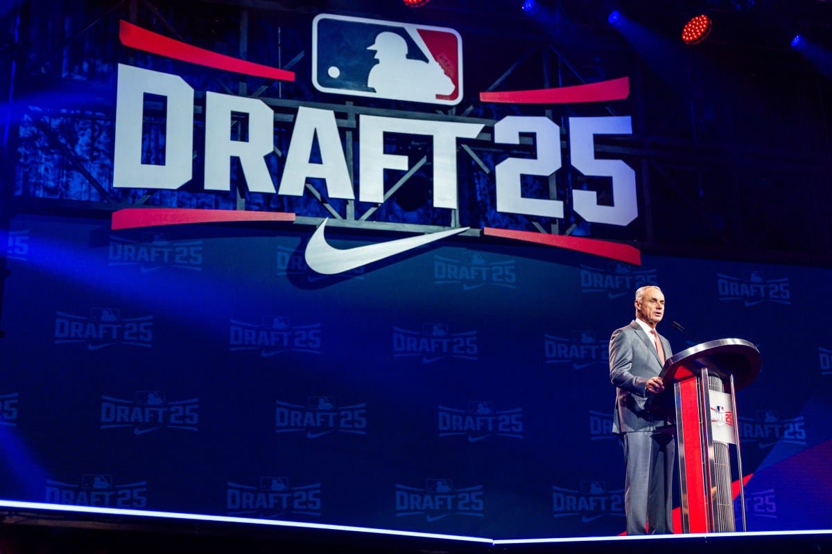 Rob Manfred At MLB Draft Stage