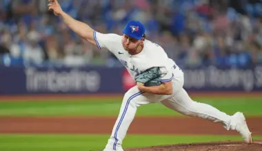 Houston Astros sign former Toronto Blue Jays starting pitcher