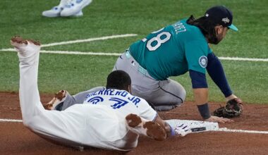 Guerrero hits 6th postseason homer and Blue Jays beat Mariners 6-2 to force Game 7 of ALCS