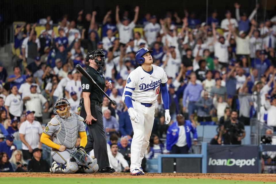 Championship Series - Milwaukee Brewers v Los Angeles Dodgers - Game 4