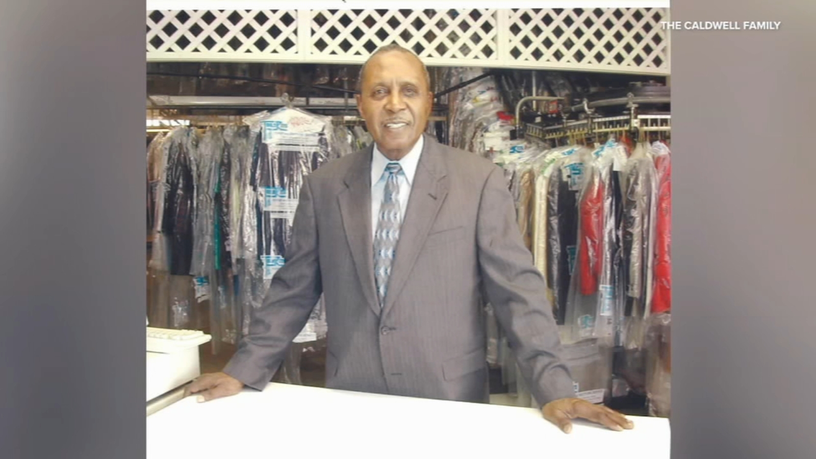 Joseph Caldwell Sr., pioneering Black tailor for Chicago White Sox, owner of TailoRite Cleaners, dies at 92