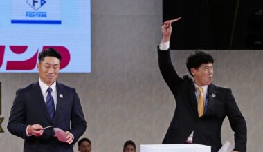 Baseball: Hawks win negotiation rights to Stanford's Sasaki