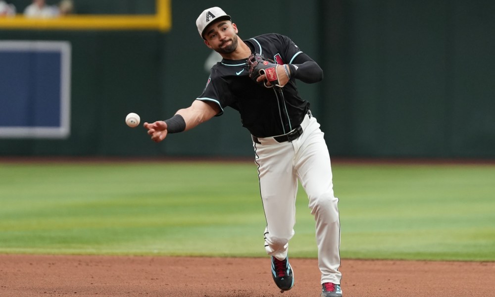 Diamondbacks' Lawlar experiments with new position for Tigres del Licey