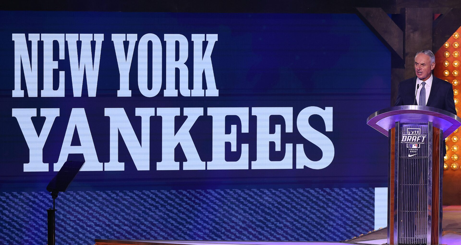 Valedictorian Quarterback Embodies Yankees’ Promising Future