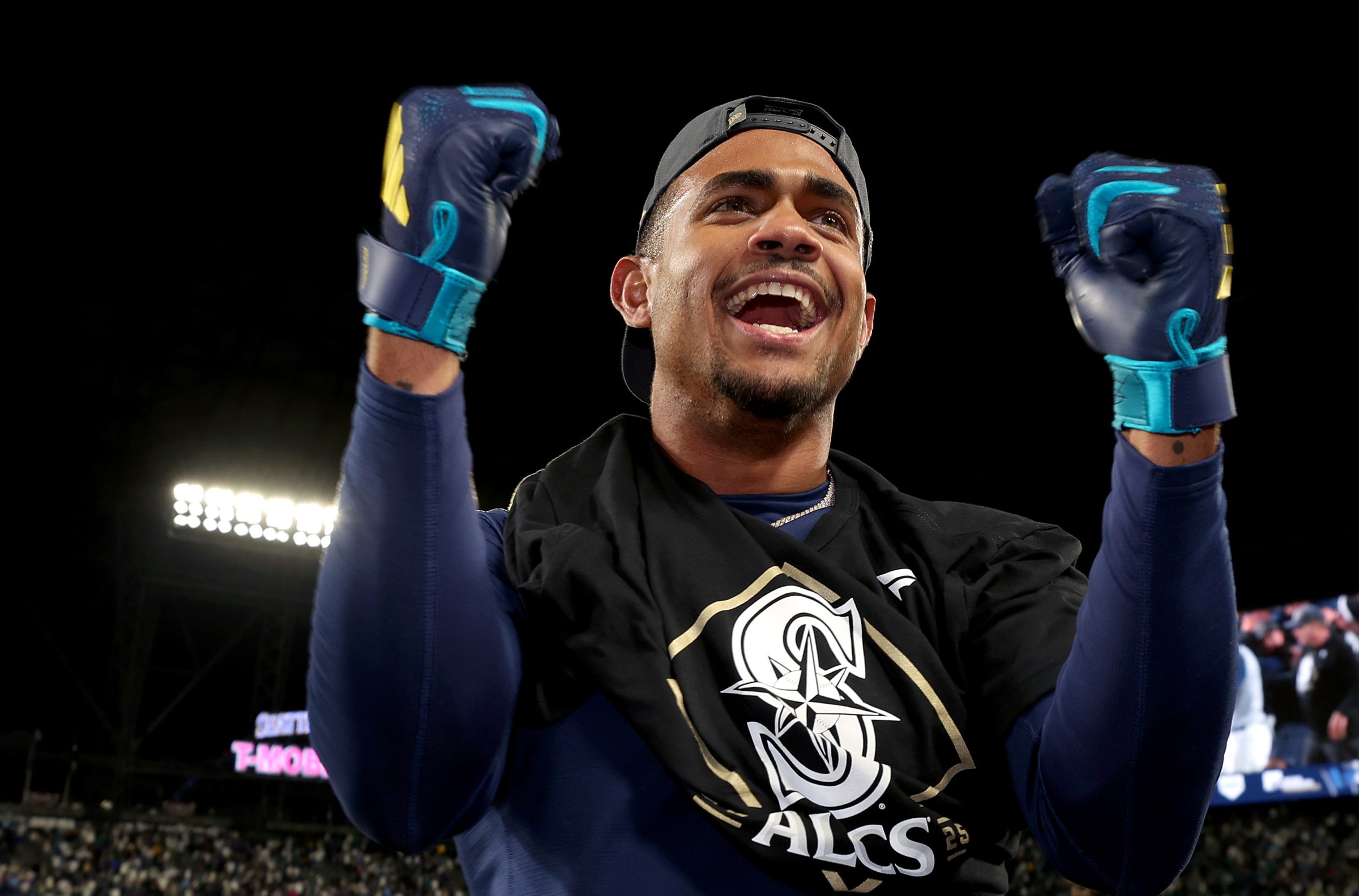 Snake Bytes 10/11: Partying Like It’s 2001