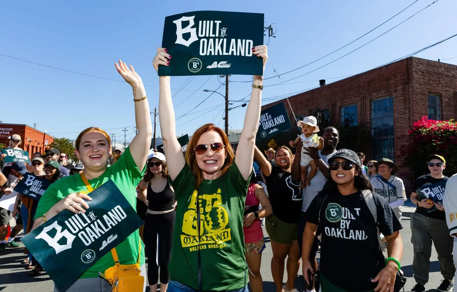 Ballers celebrate championship with West Oakland parade