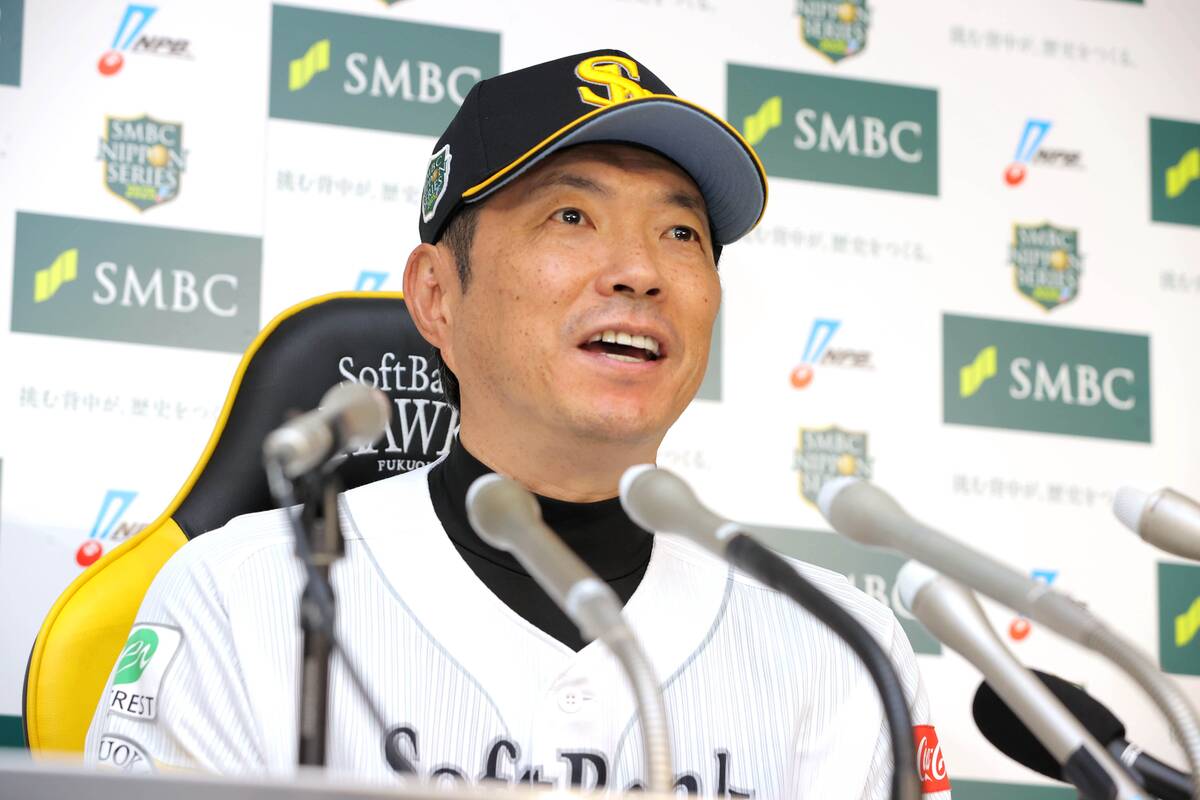 Softbank manager Hiroki Kokubo held a press conference ahead of the Japan Series (photographer: Junpei Ishida)