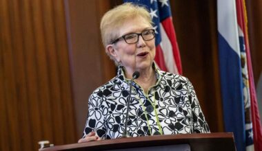 Jackson County's temporary executive has clear stance on Chiefs, Royals stadiums