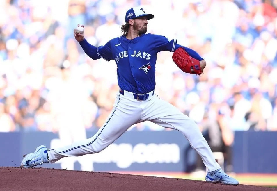  Kevin Gausman pitches against the New York Yankees during the first inning of Game 1 of the Division Series.