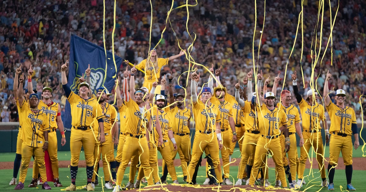 Savannah Bananas continue growing, hitting more MLB, NFL, CFB venues in 2026